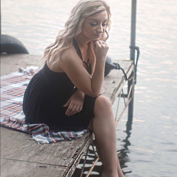 I’m Jillian 🌻 - Picture 3 of 4